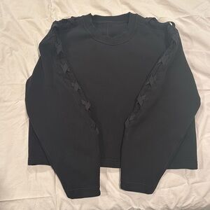 Lululemon Cropped Sweatshirt